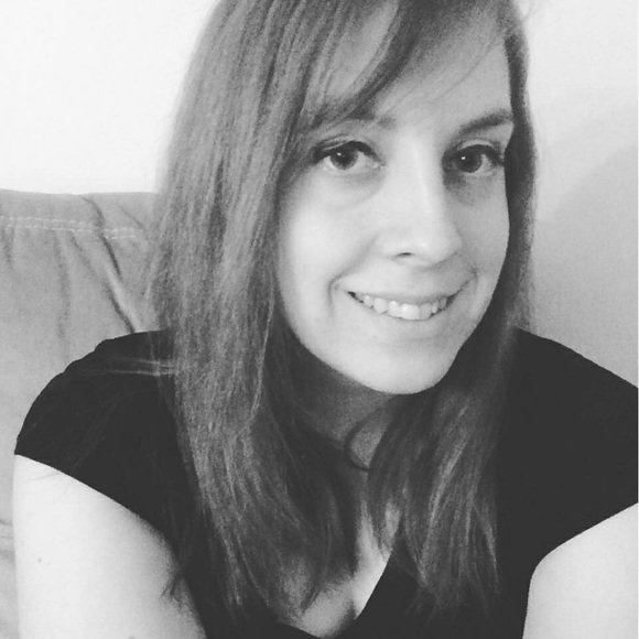 Hello! 🖤 - Picture 2 of 4